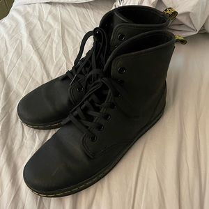 Doc Martens Sheridan Matte Casual Boot